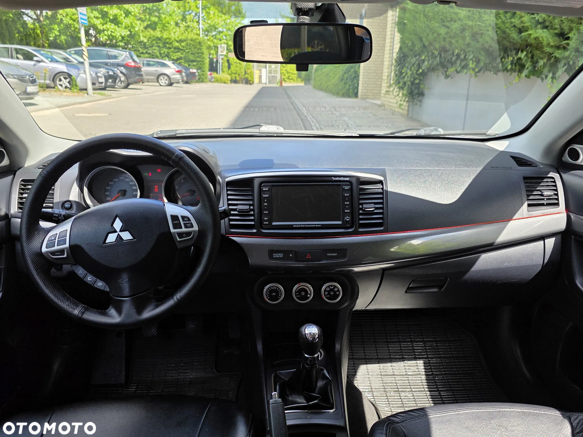 Mitsubishi Lancer 1.8 Instyle NAVI - 11
