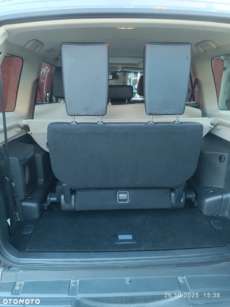 Mitsubishi Pajero - 22