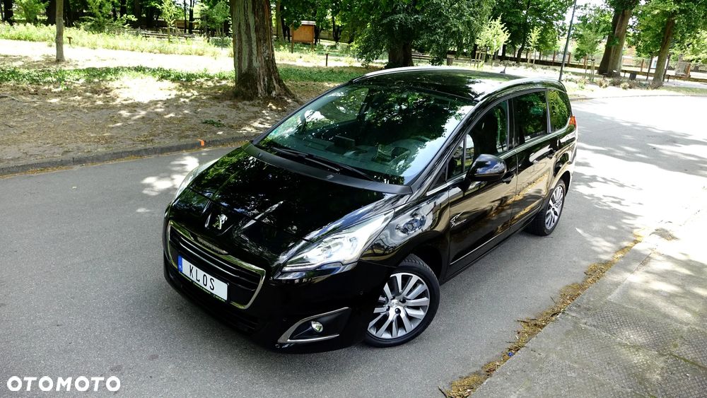Peugeot 5008 155 THP Premium