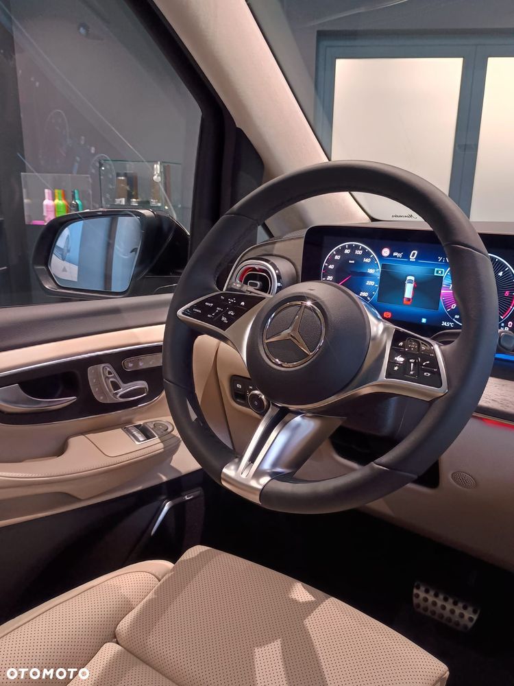Mercedes-Benz Klasa V 300 d 4-Matic Exclusive 9G-Tronic (d³ugi) - 30