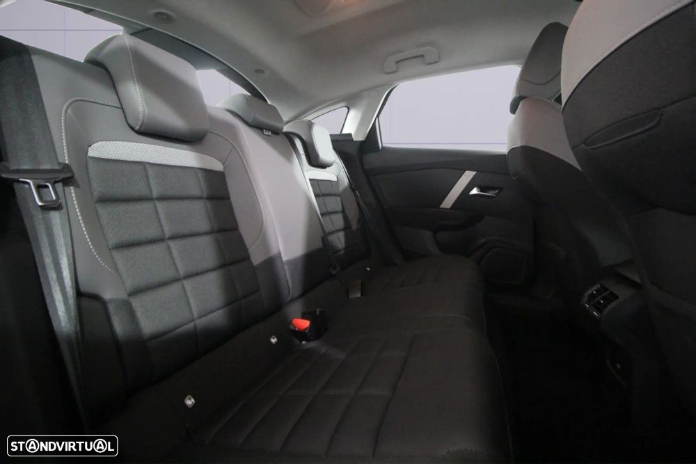 Citroën e-C4 136 PLUS - 14