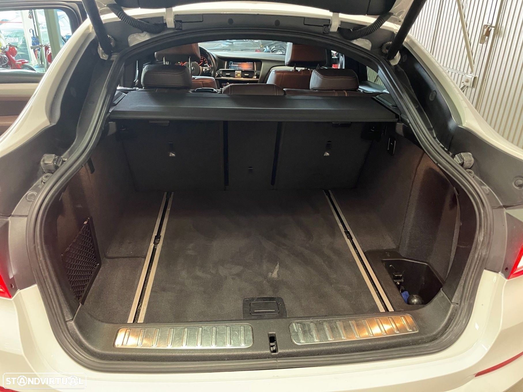BMW X4 28 i xDrive Pack M - 37