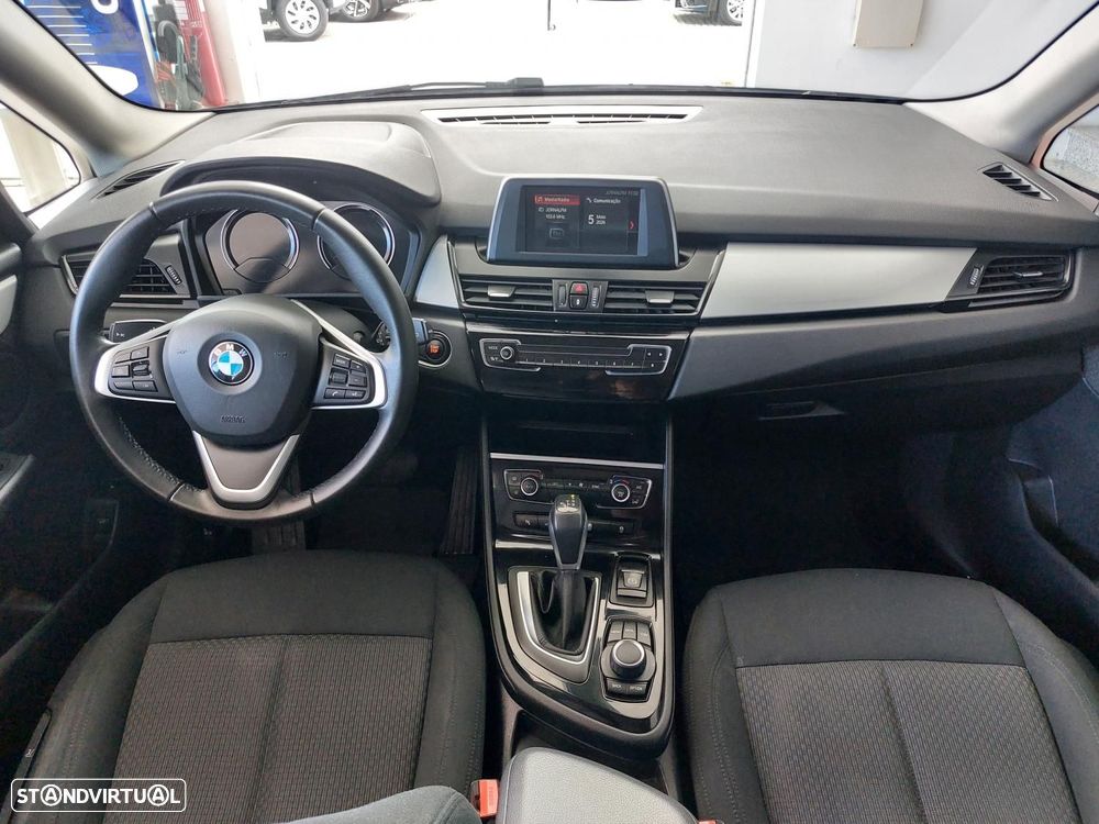 BMW 225xe Active Tourer Advantage - 38