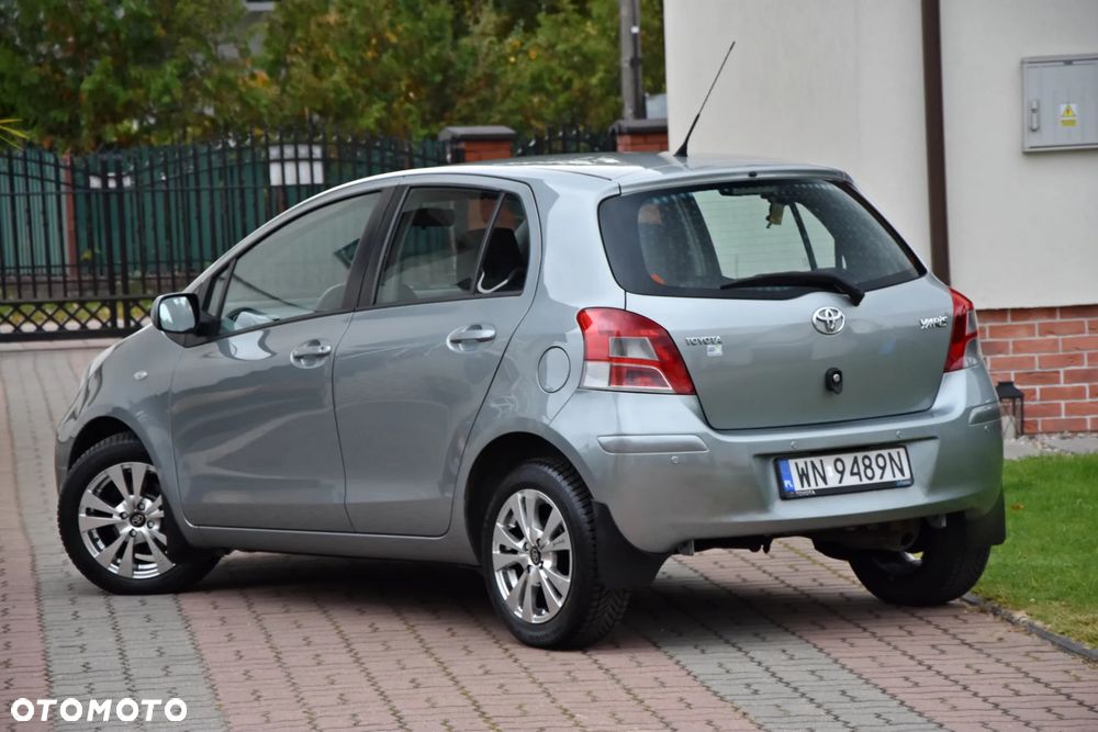 Toyota Yaris 1.33 VVT-i Multidrive S Executive - 10