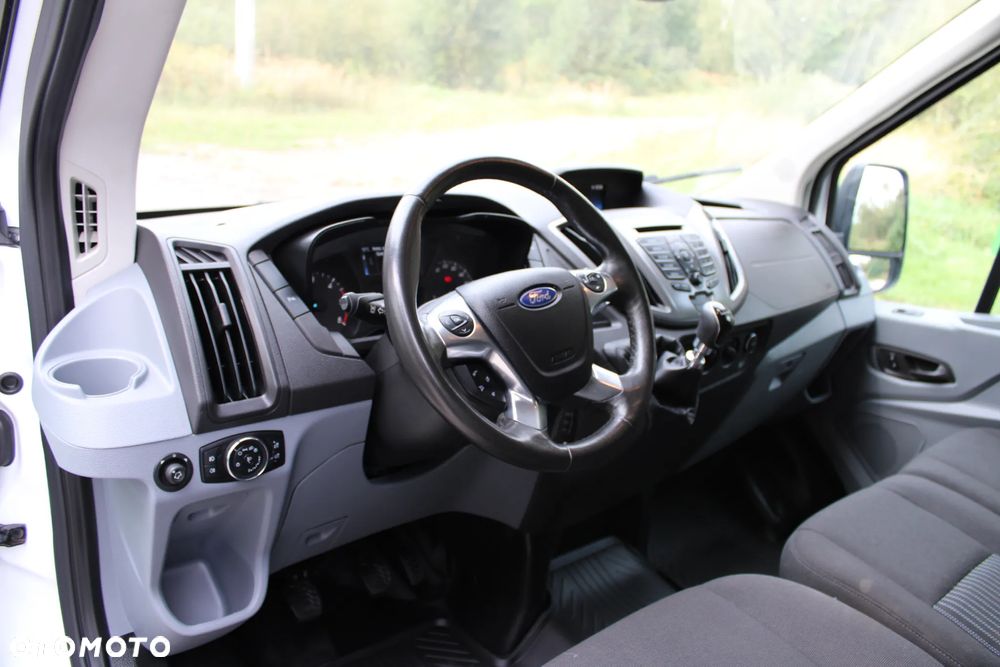 Ford Transit - 17
