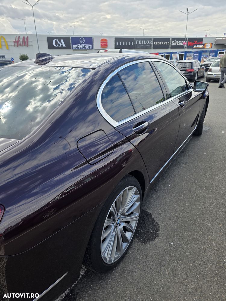 BMW Seria 7 745Le xDrive AT PHEV - 4