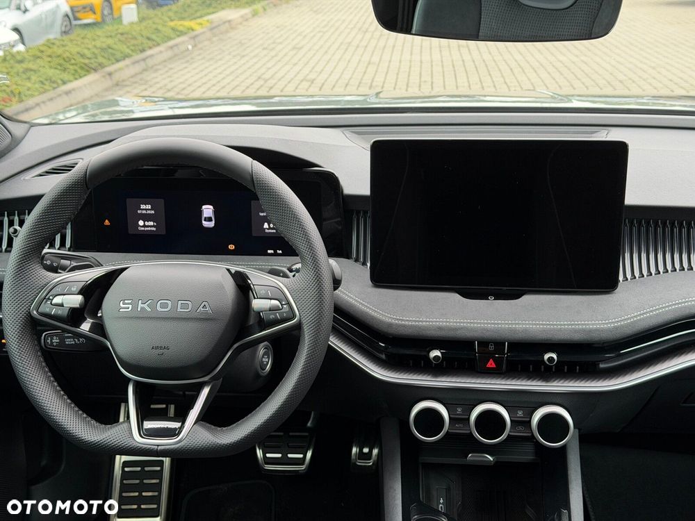 Skoda Superb 2.0 TDI SCR 4x4 Sportline DSG - 13