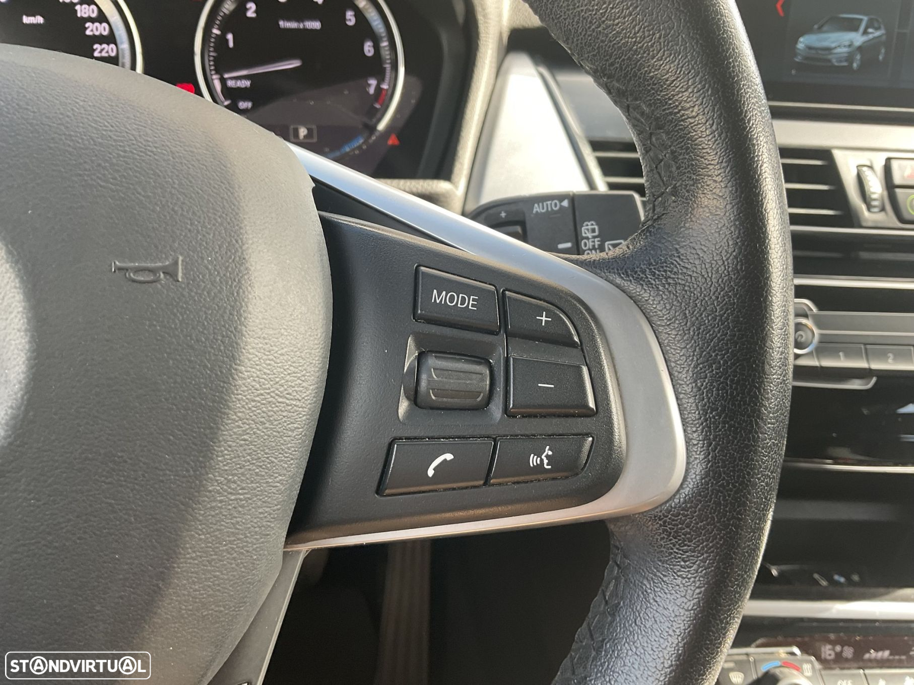 BMW 225xe Active Tourer Advantage - 36