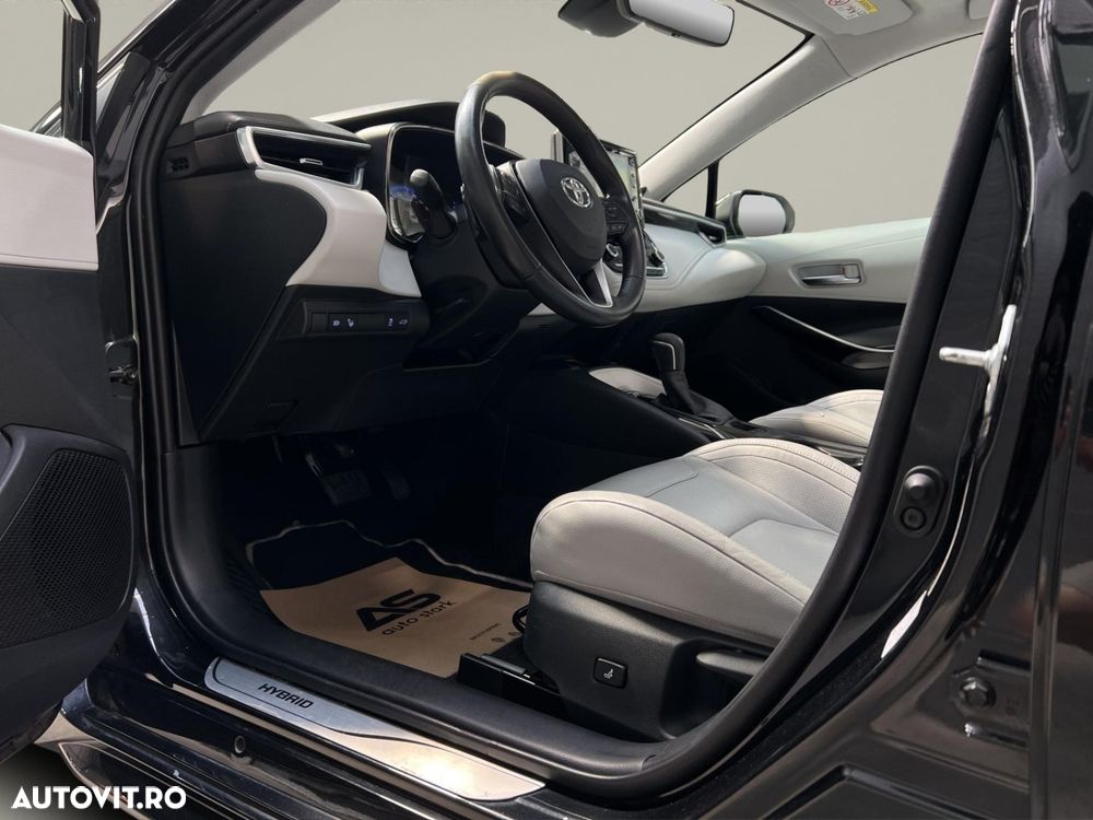 Toyota Corolla 2.0 Lounge - 4