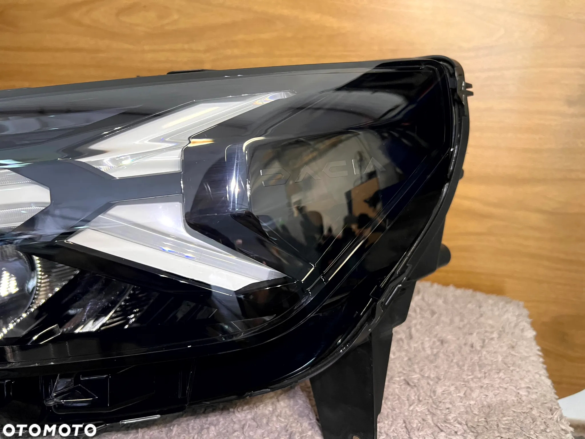 DACIA DUSTER III 2024- LAMPA LEWY PRZÓD LEWA PRZEDNIA REFLEKTOR ŁADNY ORYGINAŁ EUROPA 260603515R - 2