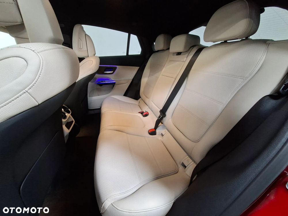 Mercedes-Benz GLC Coupe 220 d mHEV 4-Matic Avantgarde - 8