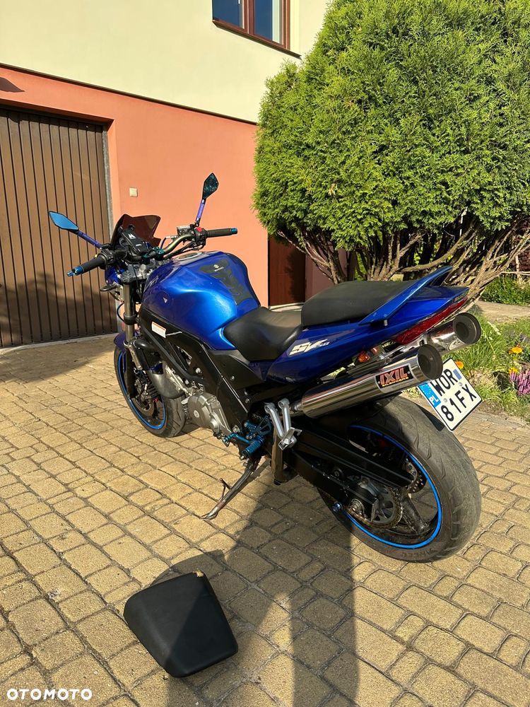 Suzuki SV - 4
