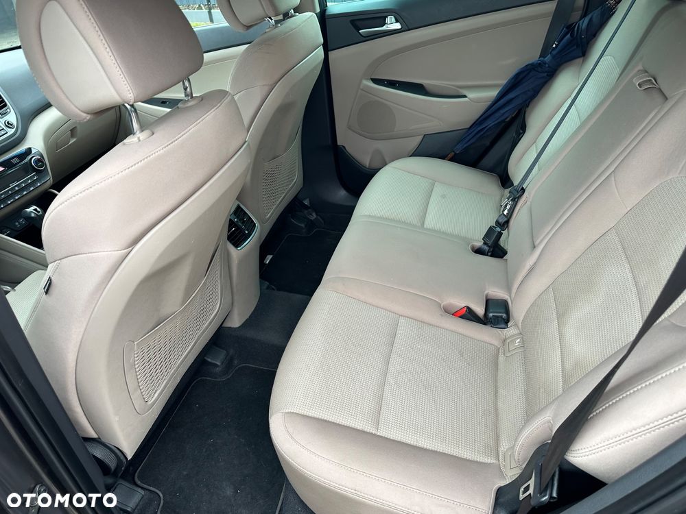 Hyundai Tucson 1.7 CRDI BlueDrive Premium 2WD DCT - 10