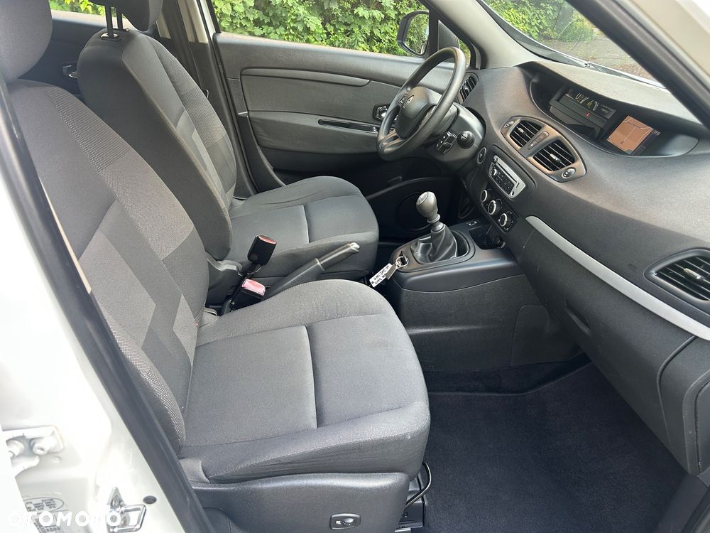 Renault Scenic 1.6 16V 110 TomTom Edition - 21