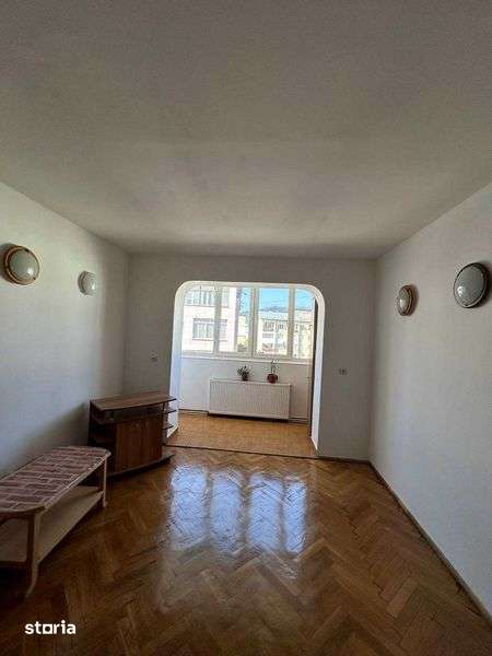 apartament de vinzare — fotografia 3