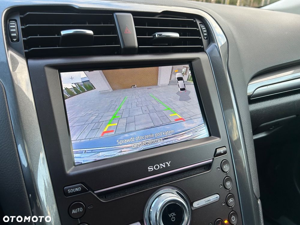 Ford Mondeo 2.0 TDCi STart-Stopp Titanium - 32