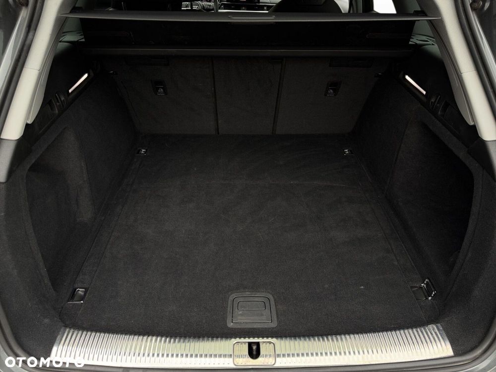Audi A4 Avant 35 TFSI mHEV S Line S tronic - 30