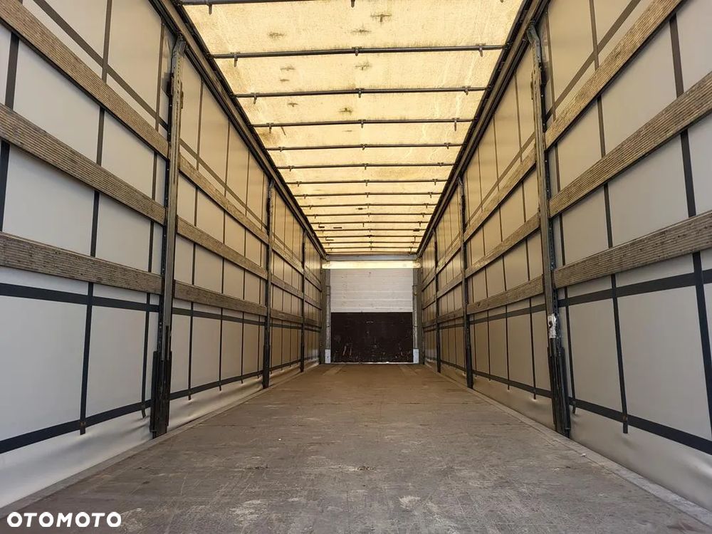 Schmitz Cargobull SCB S3T - 13