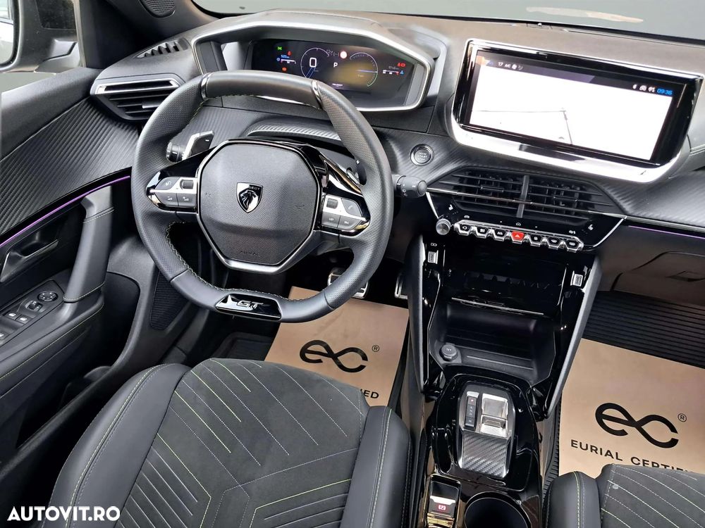 Peugeot 2008 - 10
