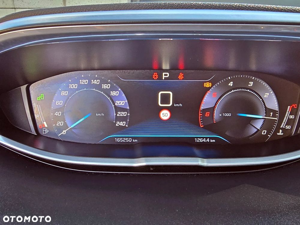 Peugeot 5008 BlueHDi 180 EAT6 GT - 23