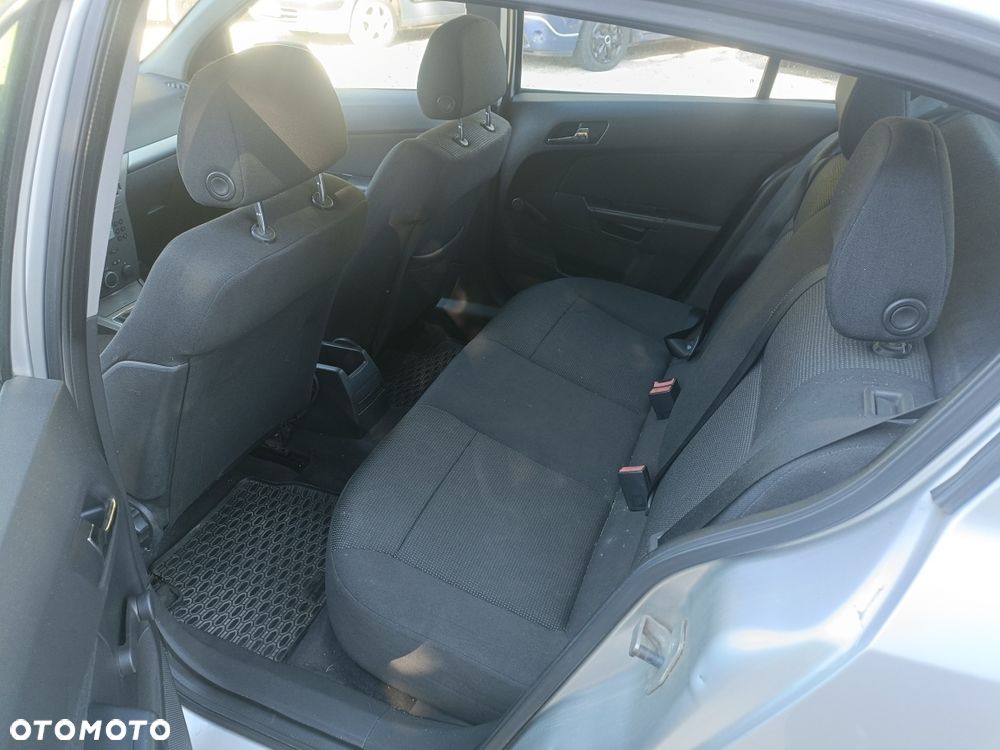 Opel Astra - 8