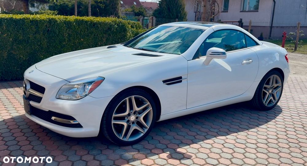 Mercedes-Benz SLK 250 (BlueEFFICIENCY) 7G-TRONIC - 15