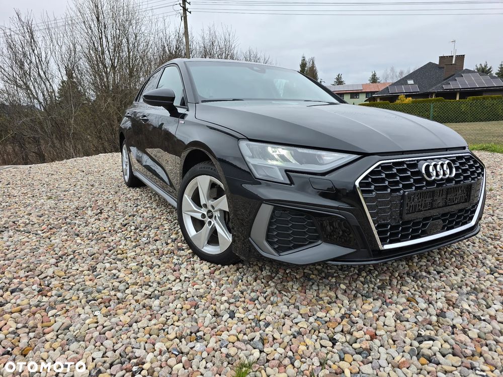 Audi A3 Sportback - 3