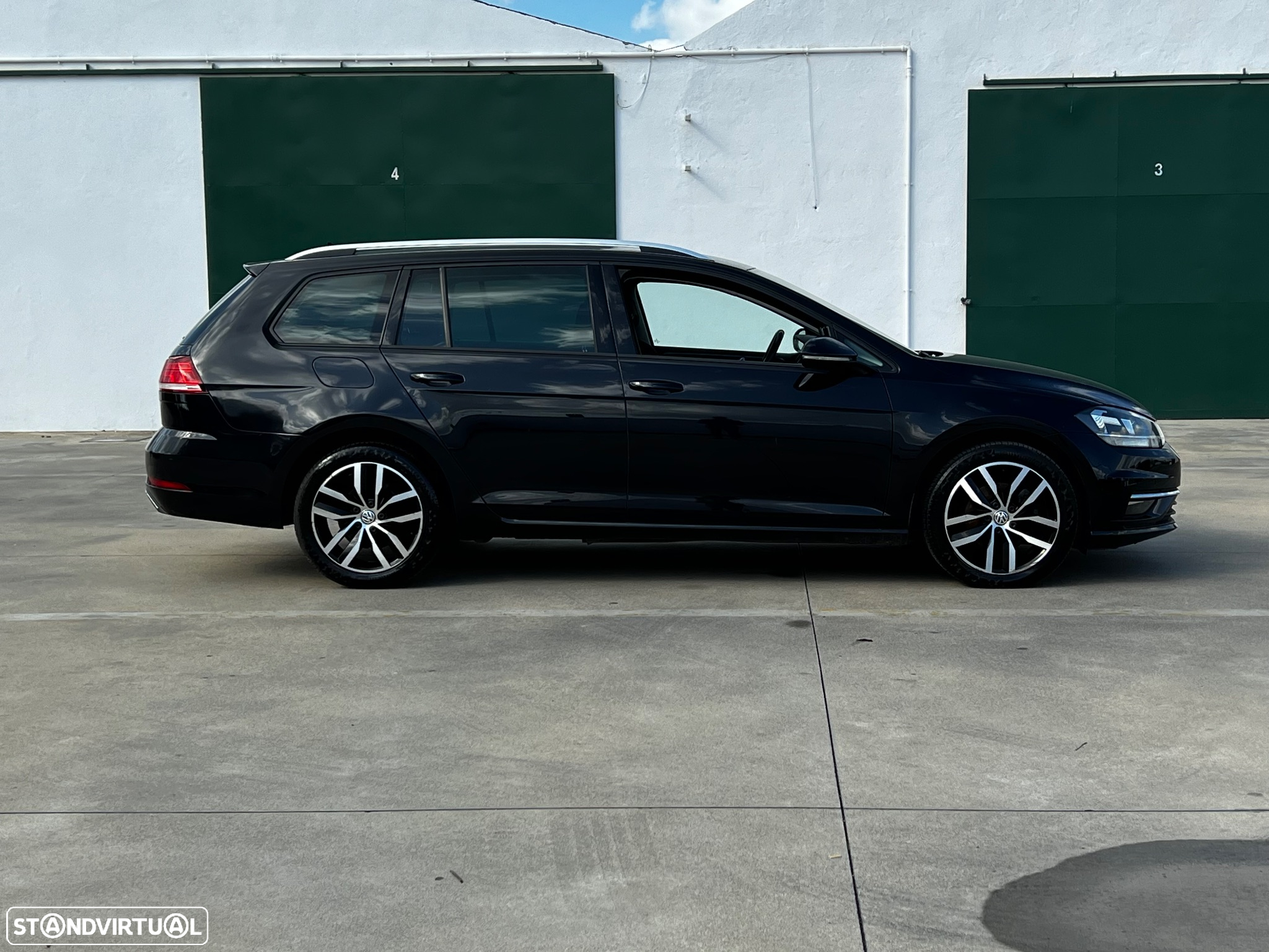VW Golf Variant 1.6 TDI Highline - 5