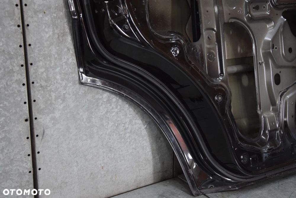 NISSAN PATHFINDER DRZWI LEWE TYŁ GNOK 631 - 8