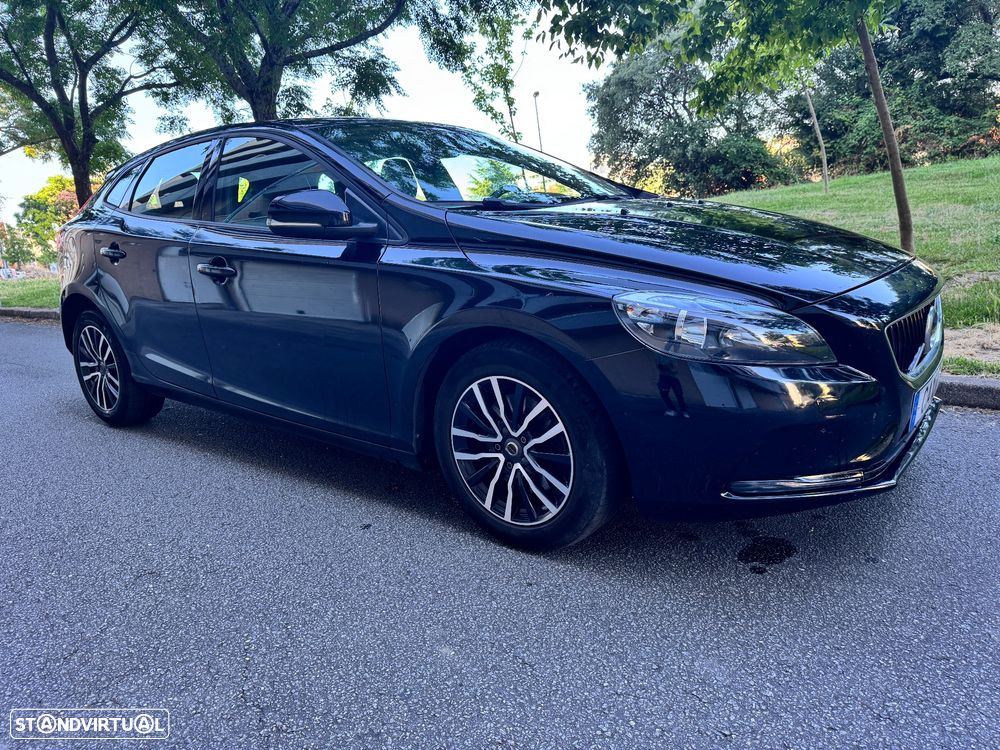 Volvo V40 - 2