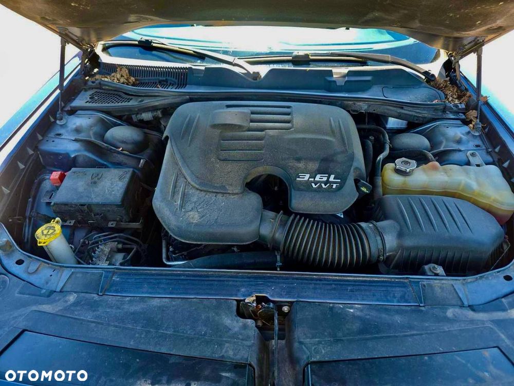 Dodge Challenger 3.6 SXT Plus - 17