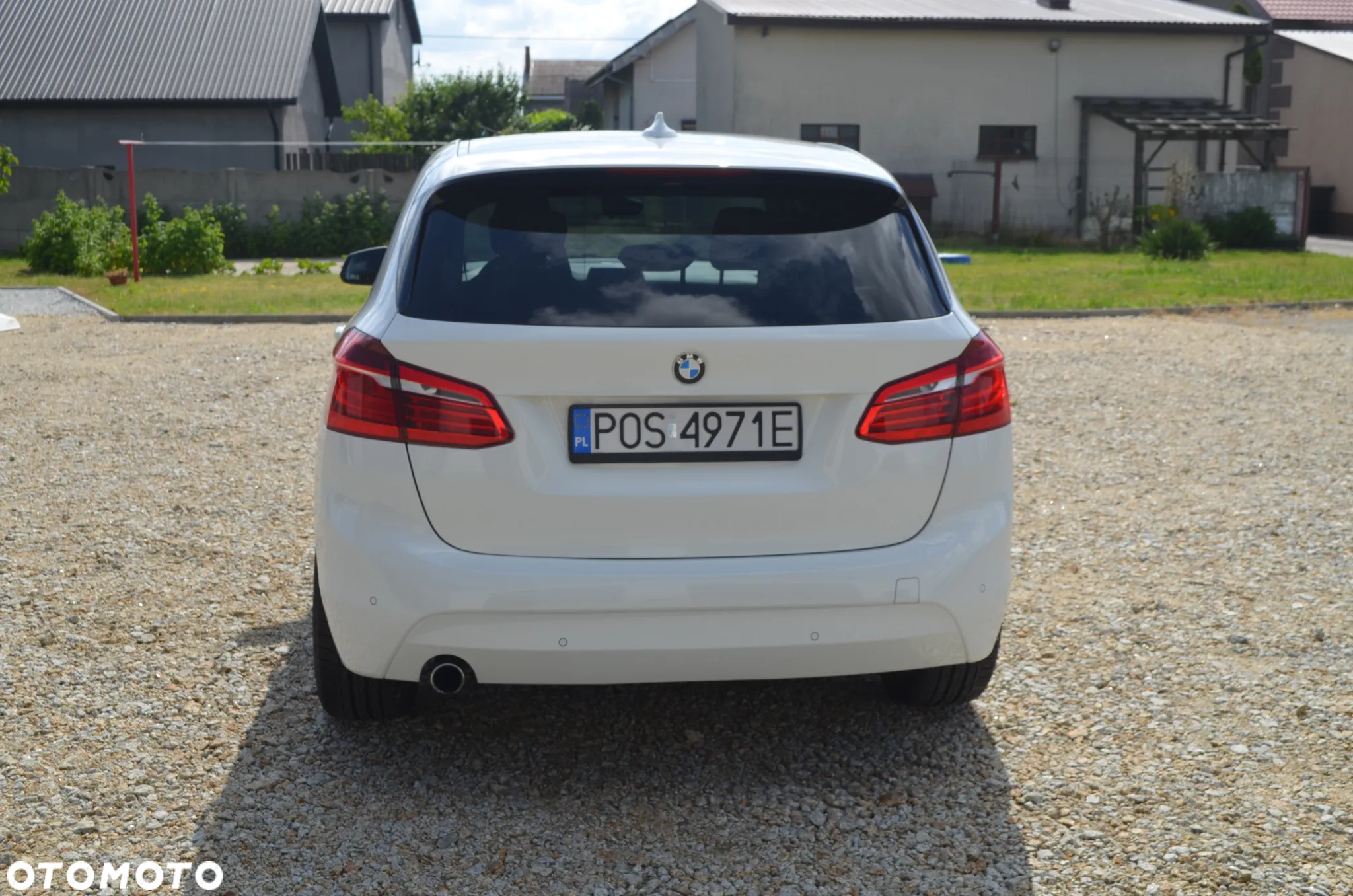 BMW Seria 2 216d - 8