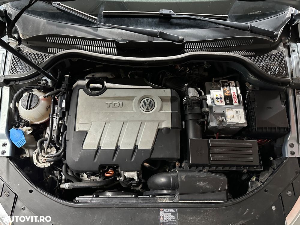 Volkswagen Passat CC - 16