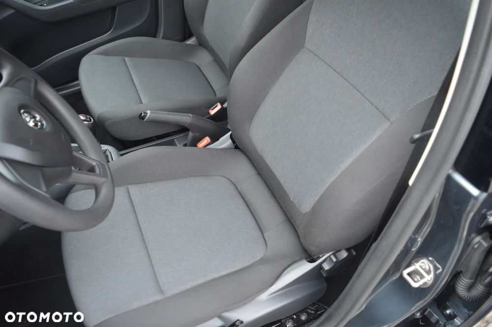 Skoda Fabia 1.0 MPI Ambition - 17