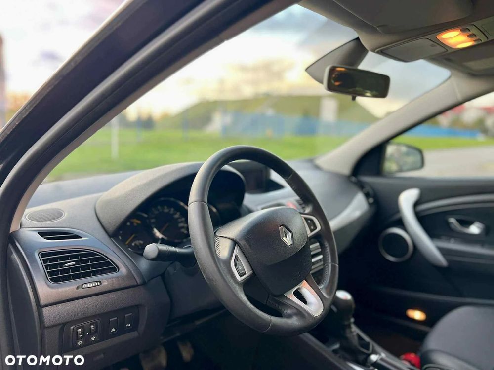 Renault Fluence 1.5 dCi Expression - 9