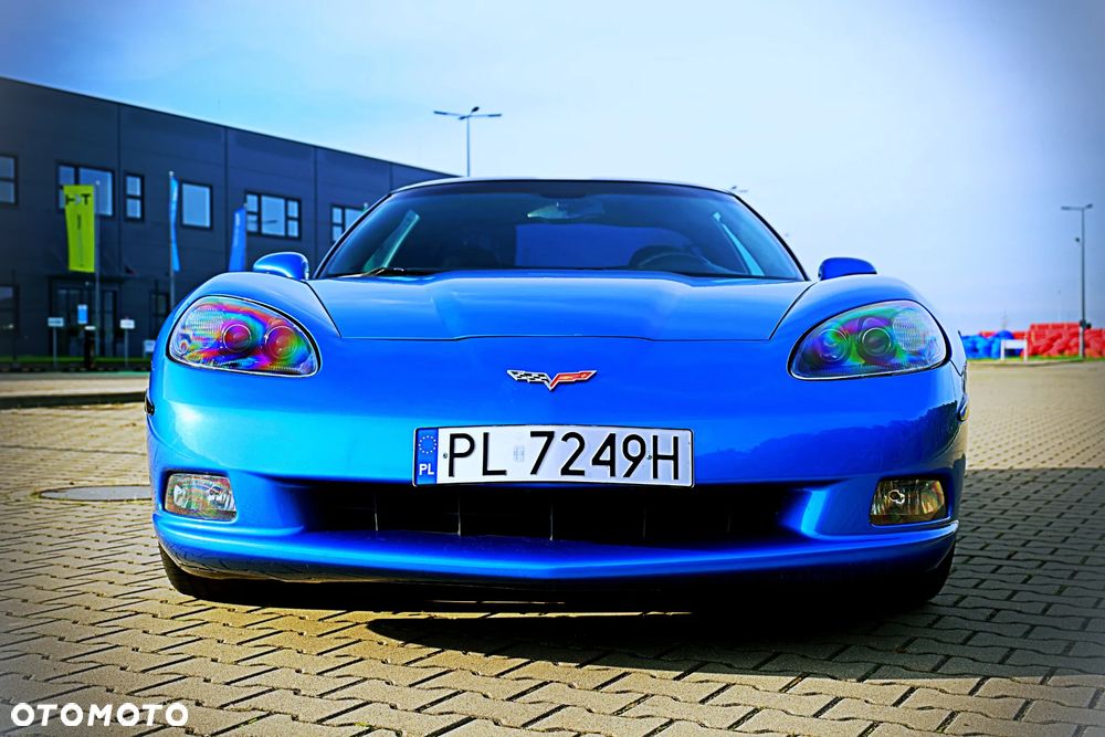Chevrolet Corvette - 2