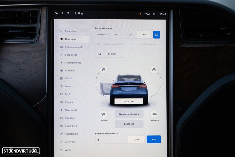 Tesla Model X - 13