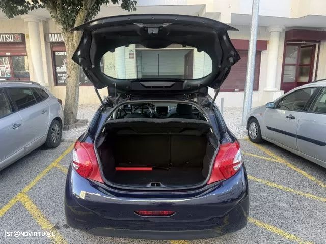Peugeot 208 1.2 PureTech Access - 21
