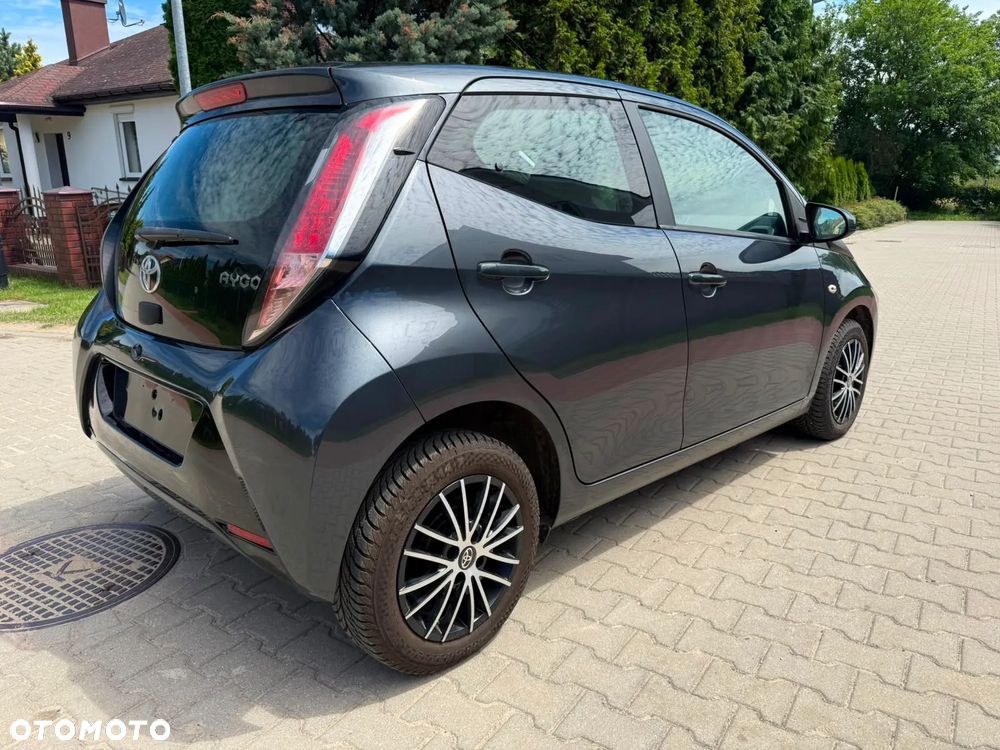 Toyota Aygo 1.0 VVT-i Sprint EU6 - 17