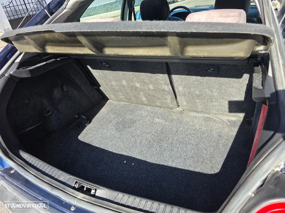 Citroën Xsara 1.6i Exclusive - 11