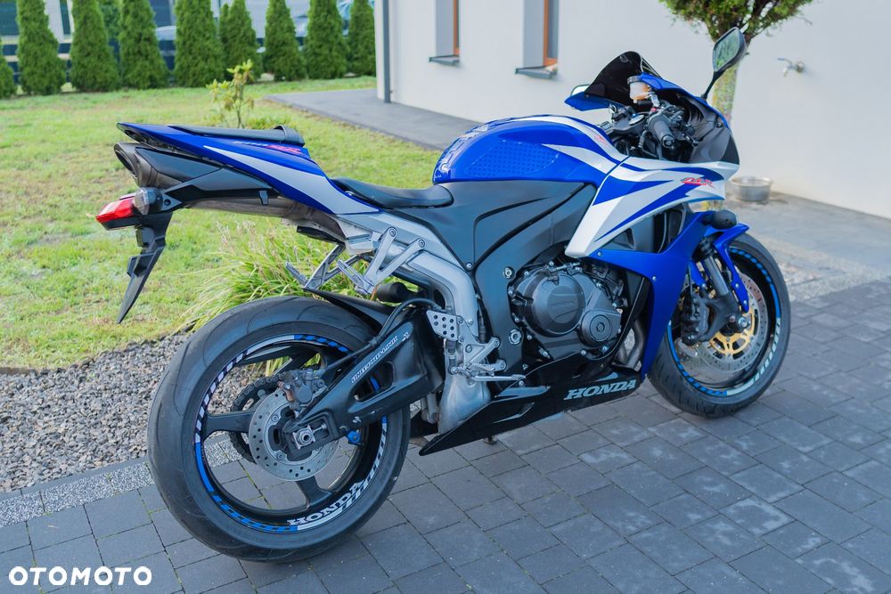 Honda CBR - 4