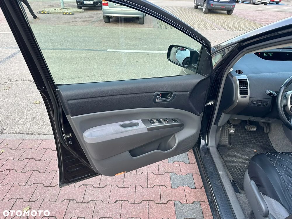 Toyota Prius - 7