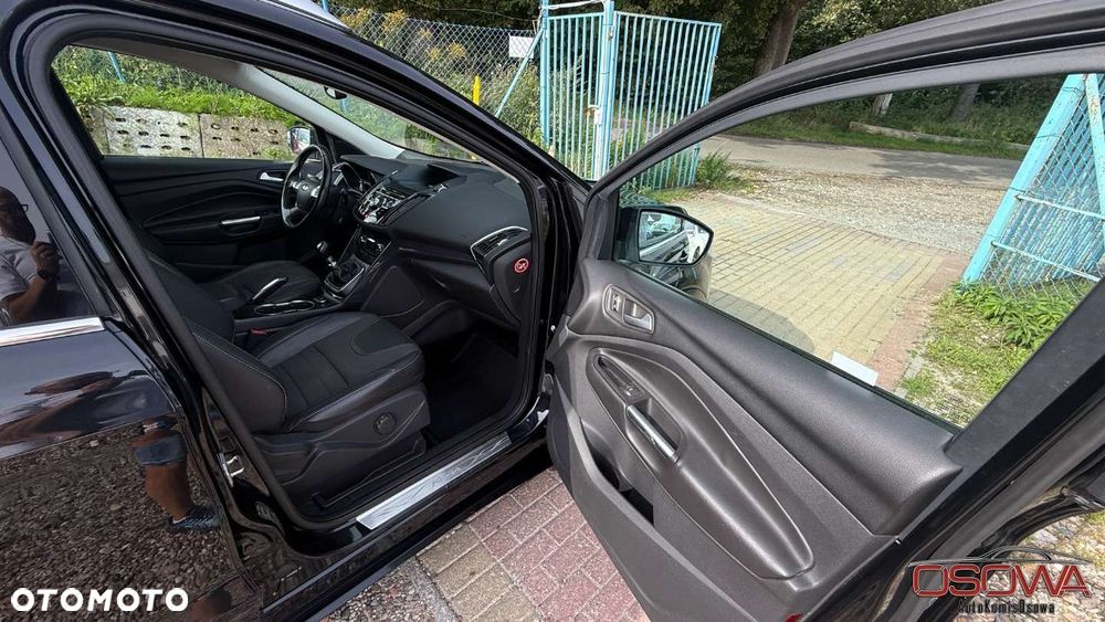 Ford Kuga 2.0 TDCi FWD Titanium Plus - 34