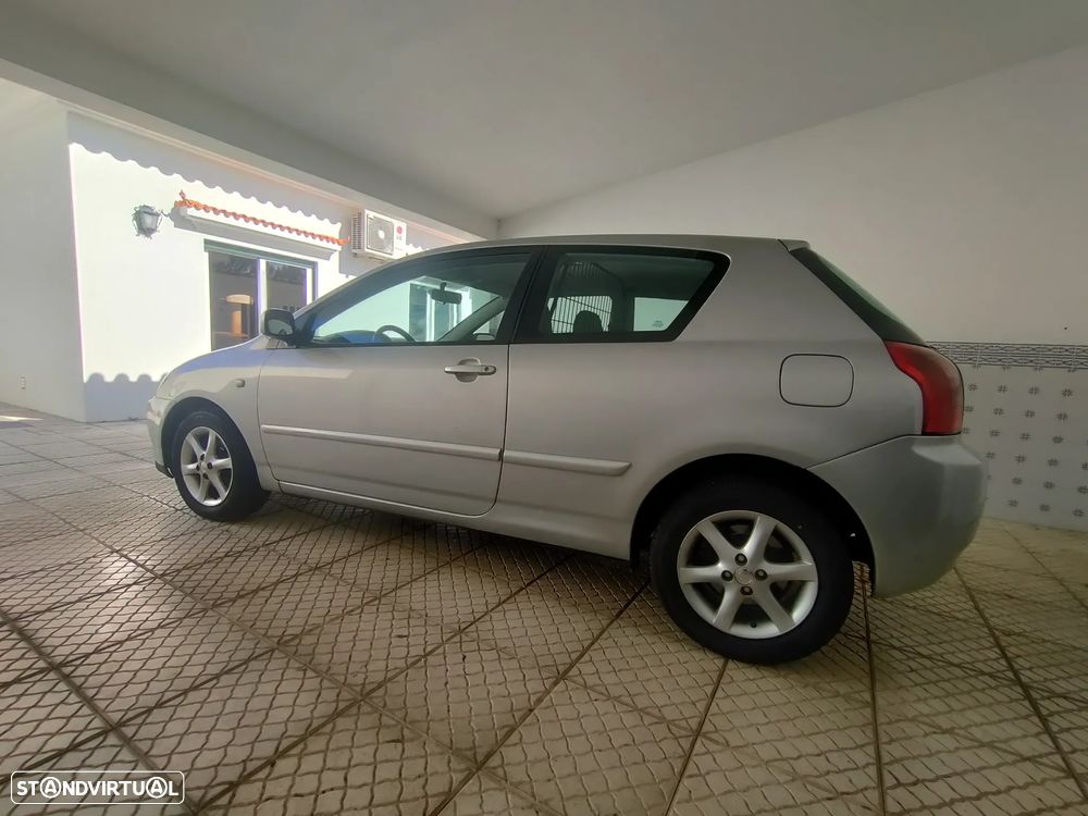 Toyota Corolla 2.0 D-4D Sol 116 - 3