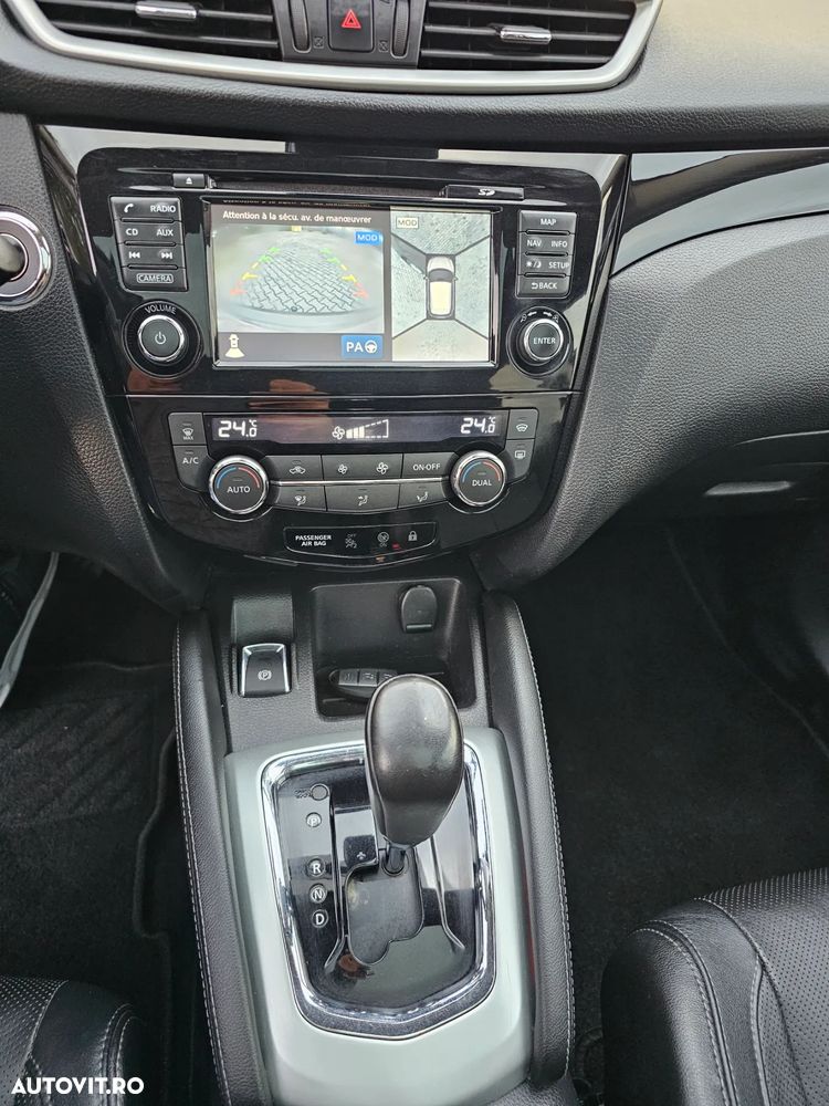 Nissan Qashqai 1.6 DCI Start/Stop X-TRONIC Tekna - 12