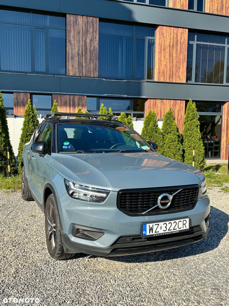 Volvo XC 40 B4 B AWD R-Design - 4