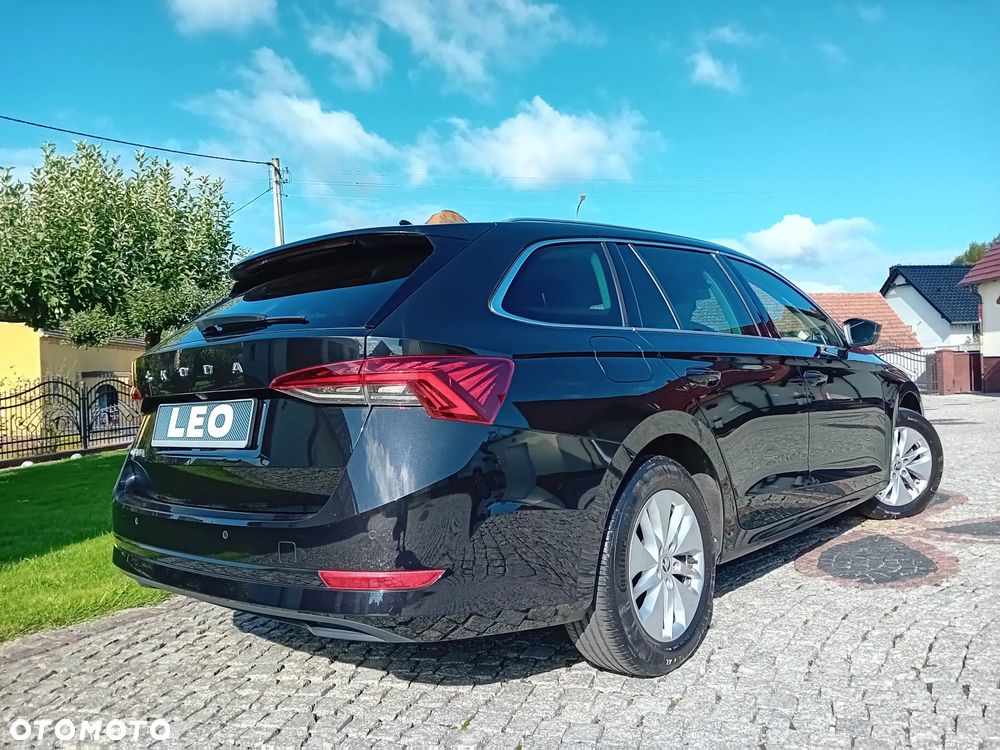 Skoda Octavia 2.0 TDI DSG Base - 10