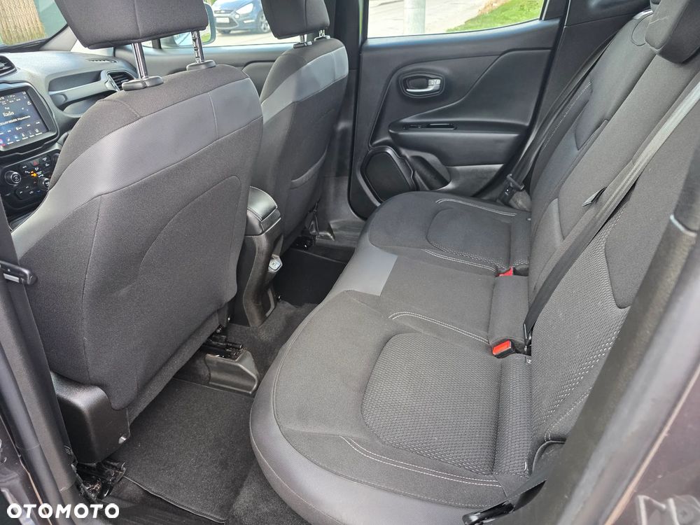 Jeep Renegade 1.3 T-GDI Automatik Limited - 9