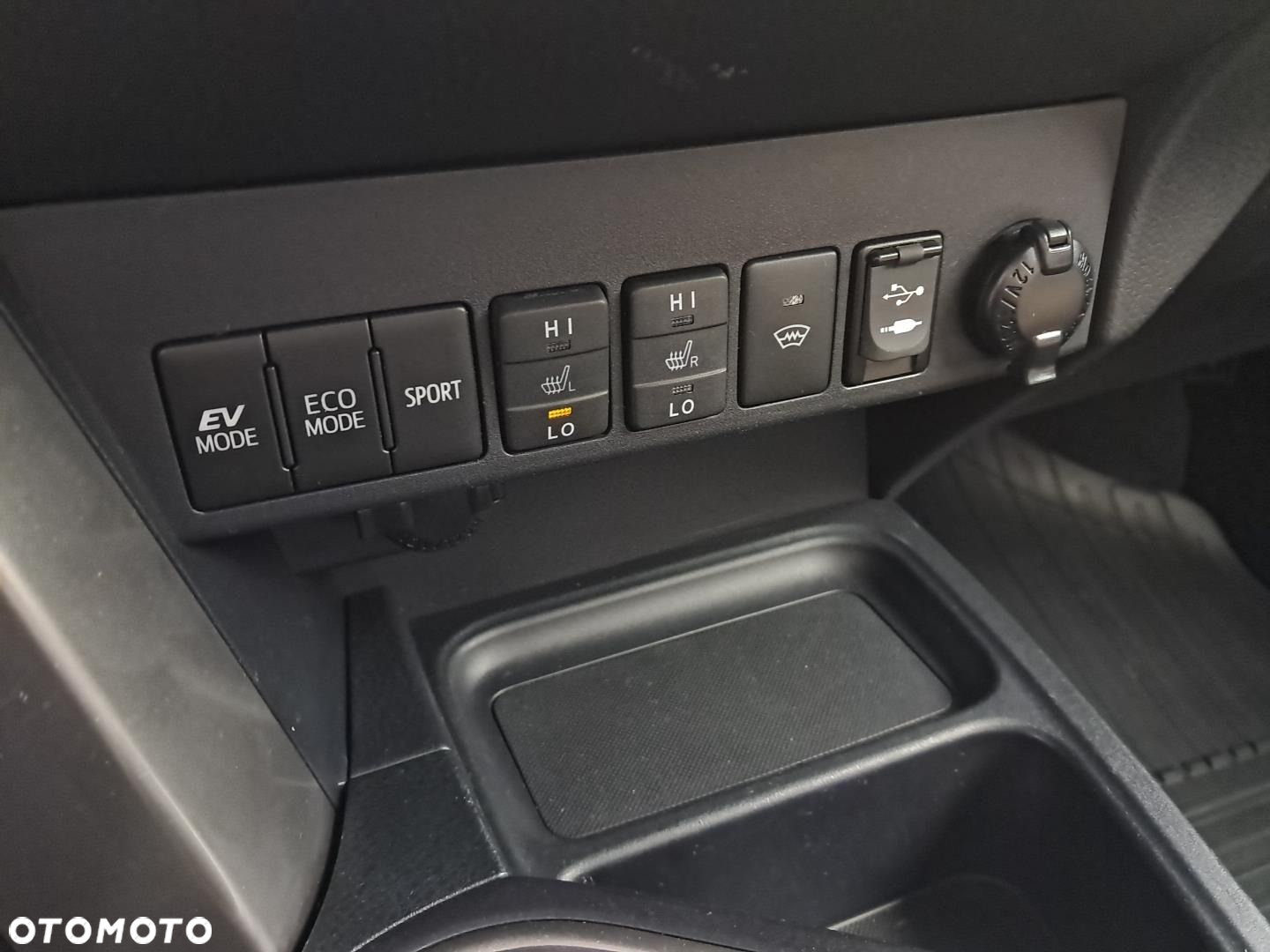 Toyota RAV4 - 20