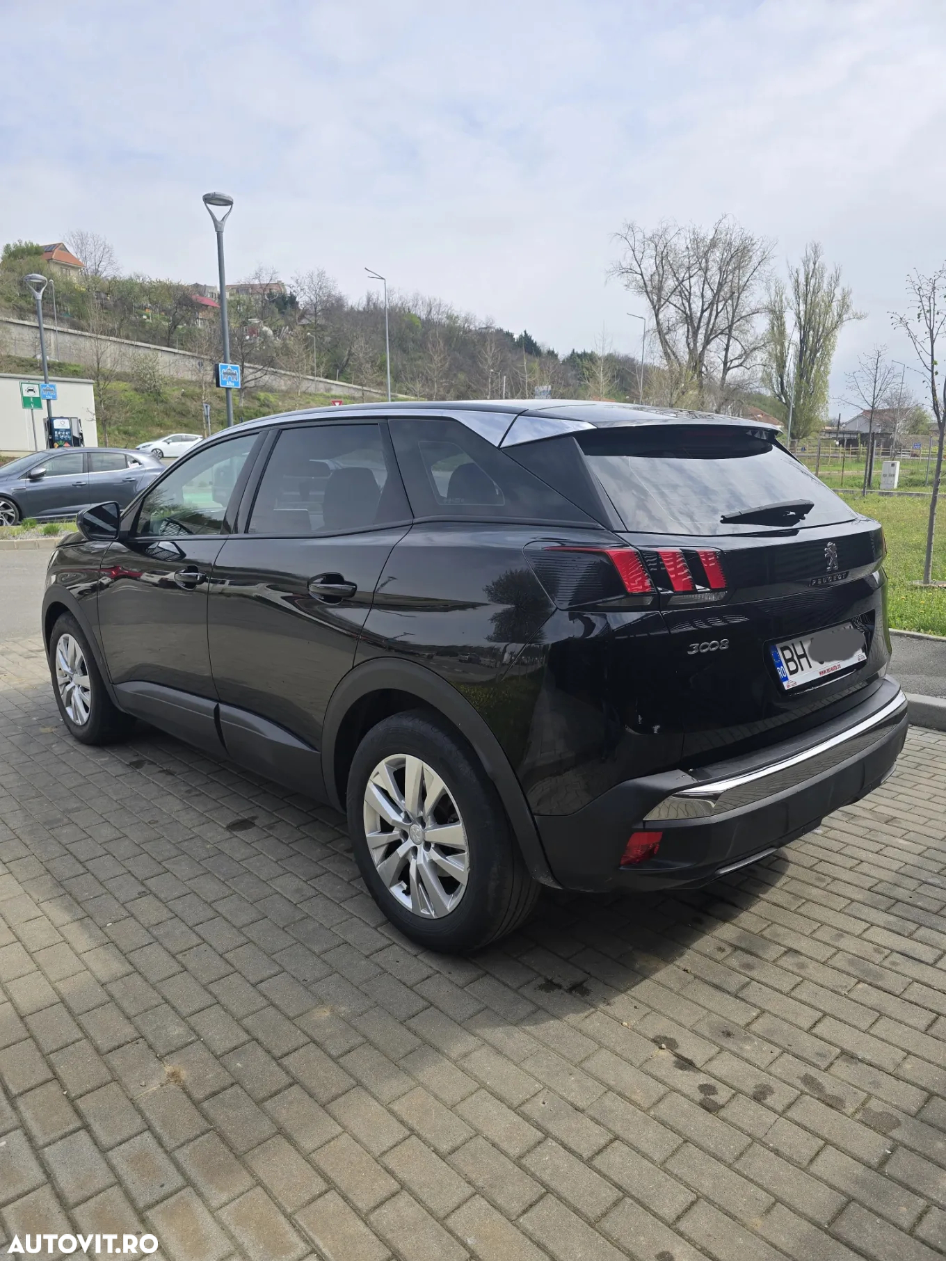 Peugeot 3008 1.5 BlueHDI S&S EAT8 Active - 4